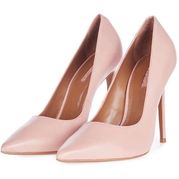 Topshop Shoes - EUC TOPSHOP Blush Gamble High Court Point Heels